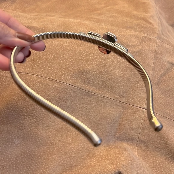 HENRI BENDEL LUXURY SILVER/CRYSTAL HEADBAND - Picture 5 of 8